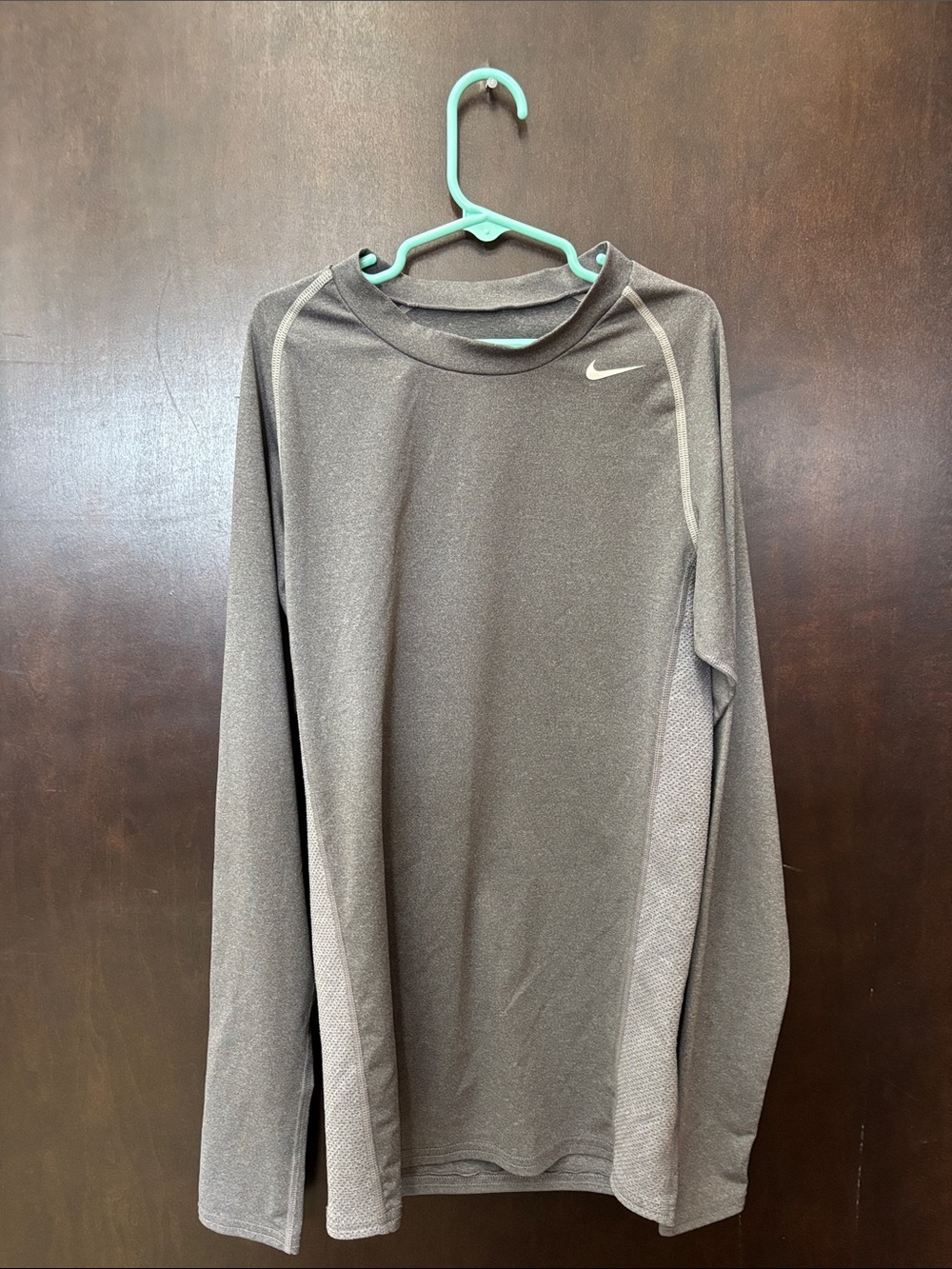 Nike Long-Sleeve Athletic Top — Gray